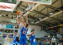 Jena Paderborn 23102021 00059